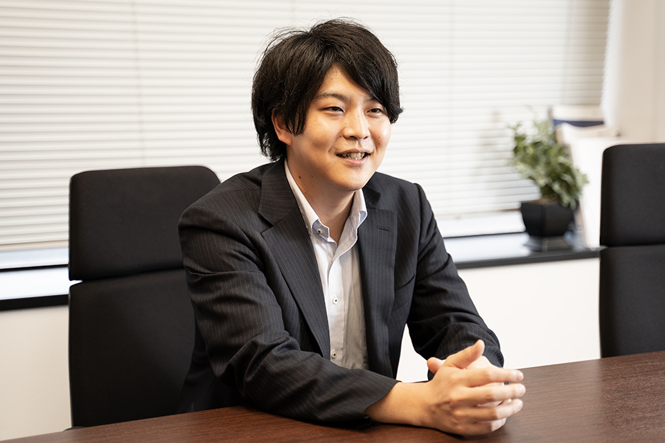 先輩の声:若手
