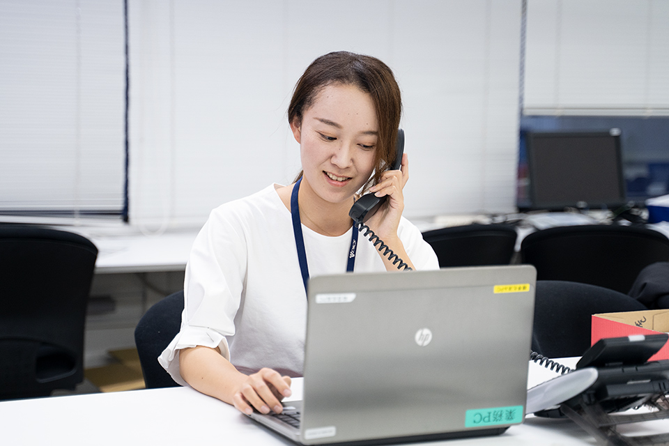 先輩の声:若手
